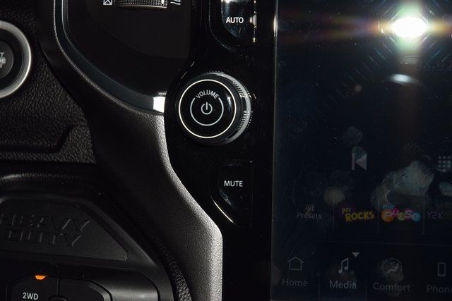 2025 Ram 5500 Chassis Cab 5500 CREW 4X4 * BIG HORN * CUMMINS * NEW CM UTILITY-HAULER - 22912511 - 26