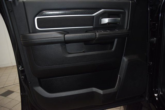 2025 Ram 5500 Chassis Cab 5500 CREW 4X4 * BIG HORN * CUMMINS * NEW CM UTILITY-HAULER - 22912511 - 42