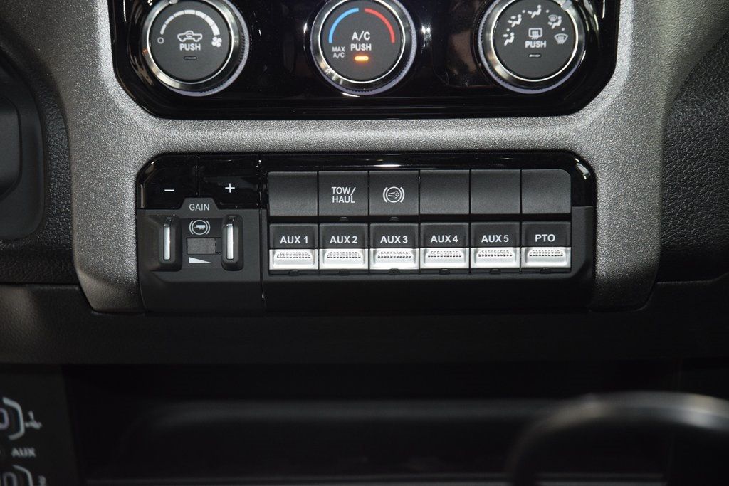 2025 Ram 5500 Chassis Cab 5500 CREW 4X4 * CUMMINS * 11' PJ'S MASON DUMP * DROP SIDES - 22981962 - 23