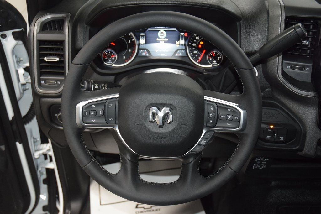 2025 Ram 5500 Chassis Cab 5500 CREW 4X4 * CUMMINS * 11' PJ'S MASON DUMP * DROP SIDES - 22981962 - 27