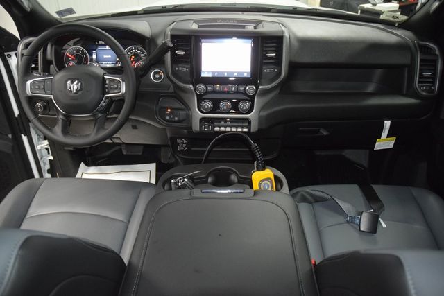 2025 Ram 5500 Chassis Cab 5500 CREW 4X4 * CUMMINS * NEW 12' LANDSCAPE DUMP  - 22959452 - 19