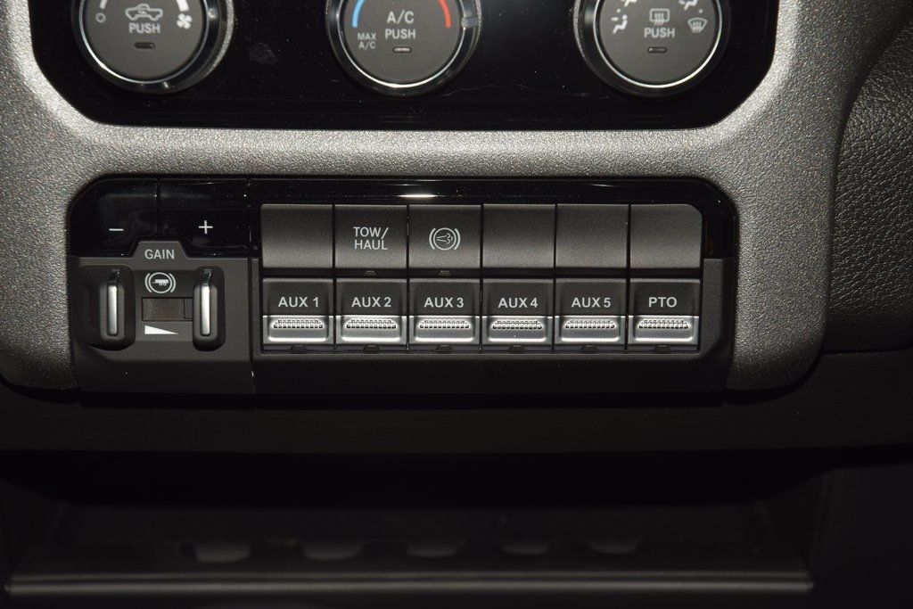 2025 Ram 5500 Chassis Cab 5500 CREW 4X4 * CUMMINS * NEW 12' LANDSCAPE DUMP  - 22959452 - 22