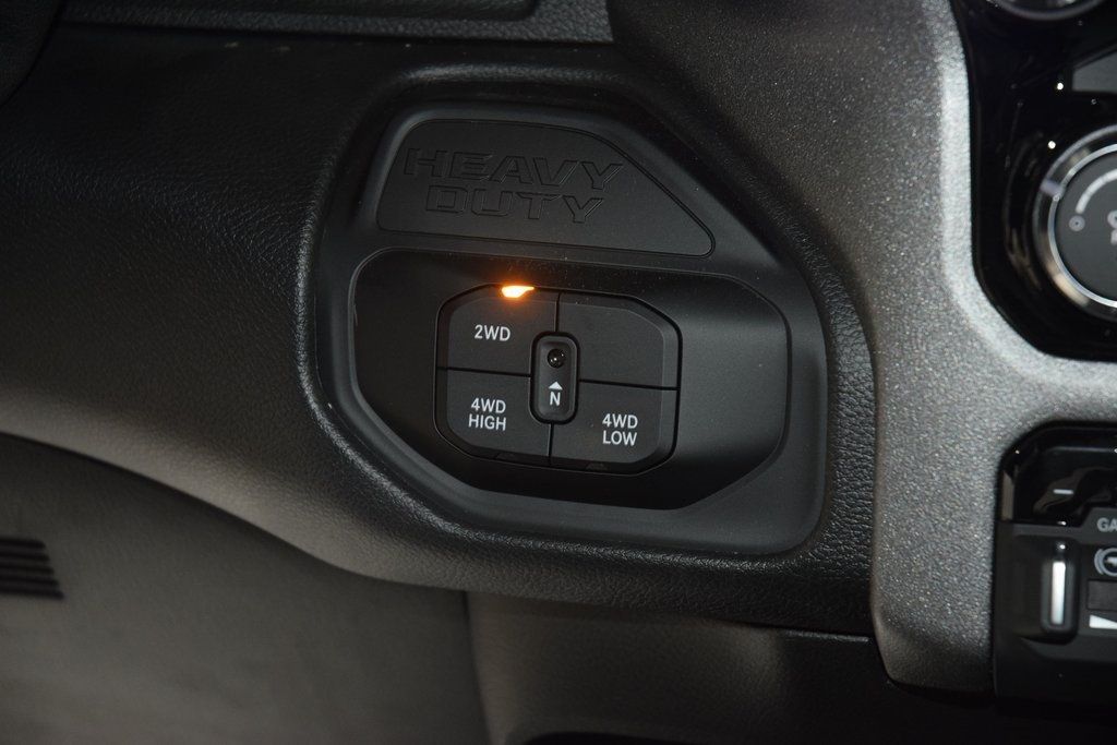 2025 Ram 5500 Chassis Cab 5500 CREW 4X4 * CUMMINS * NEW 12' LANDSCAPE DUMP  - 22959452 - 23