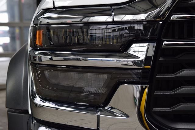 2025 Ram 5500 Chassis Cab 5500 CREW 4X4 * CUMMINS * NEW 12' LANDSCAPE DUMP  - 22959452 - 5