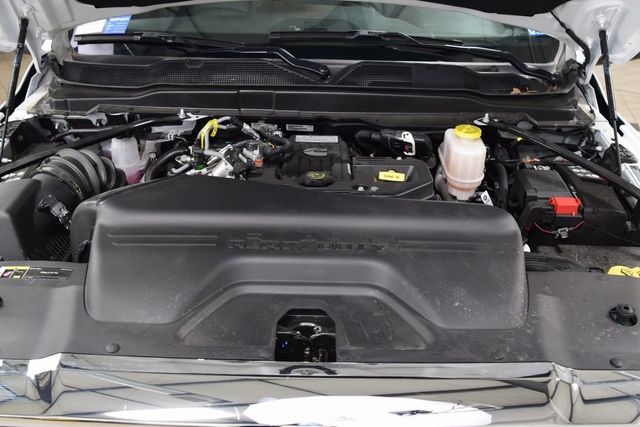 2025 Ram 5500 Chassis Cab 5500 CREW 4X4 * CUMMINS * NEW 12' LANDSCAPE DUMP - 22981982 - 18