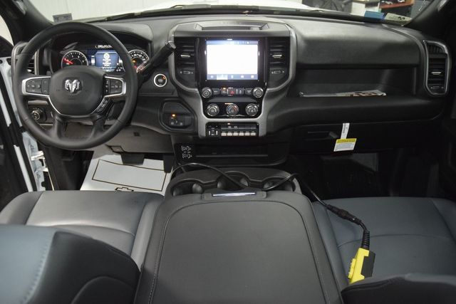 2025 Ram 5500 Chassis Cab 5500 CREW 4X4 * CUMMINS * NEW 12' LANDSCAPE DUMP - 22981982 - 19