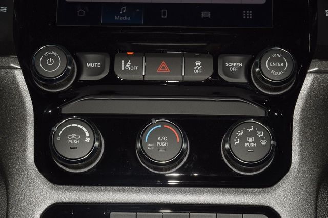 2025 Ram 5500 Chassis Cab 5500 CREW 4X4 * CUMMINS * NEW 12' LANDSCAPE DUMP - 22981982 - 21