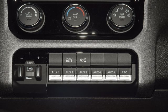 2025 Ram 5500 Chassis Cab 5500 CREW 4X4 * CUMMINS * NEW 12' LANDSCAPE DUMP - 22981982 - 22