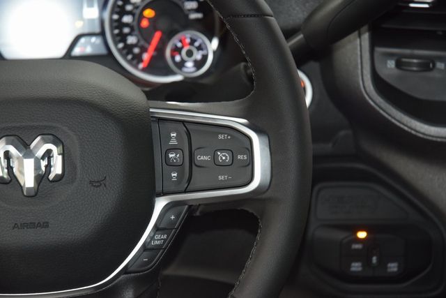 2025 Ram 5500 Chassis Cab 5500 CREW 4X4 * CUMMINS * NEW 12' LANDSCAPE DUMP - 22981982 - 27