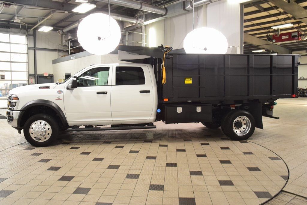 2025 Ram 5500 Chassis Cab 5500 CREW 4X4 * CUMMINS * NEW 12' LANDSCAPE DUMP - 22981982 - 2