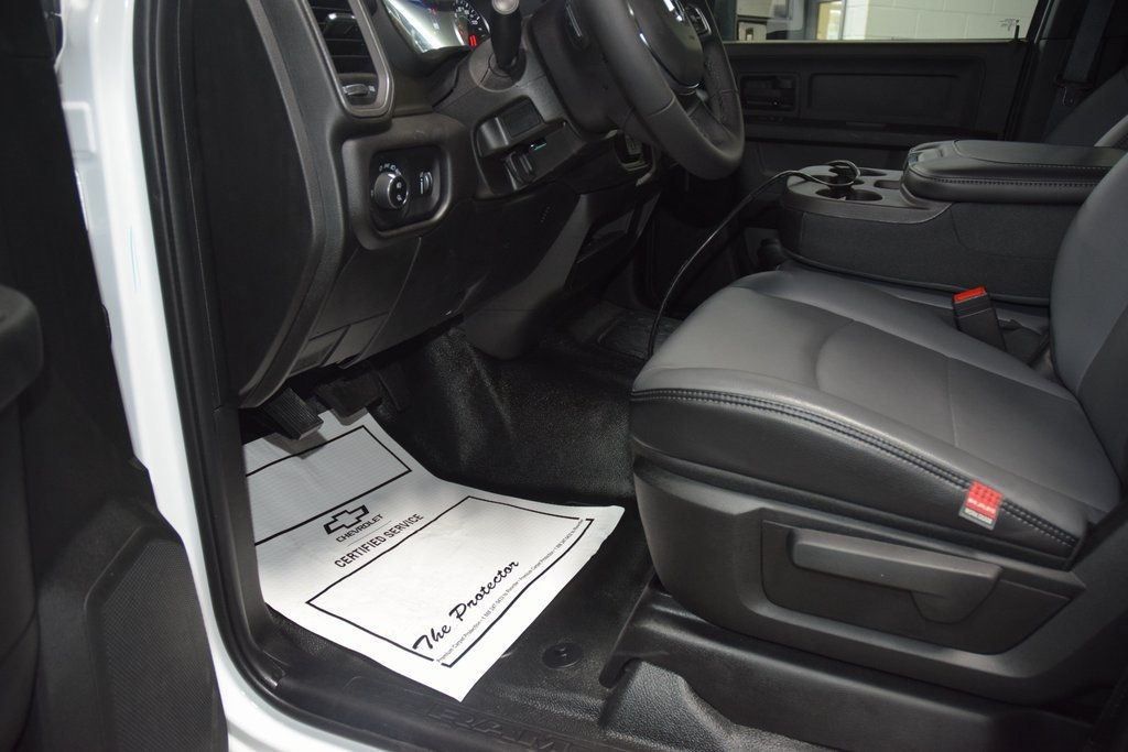 2025 Ram 5500 Chassis Cab 5500 CREW 4X4 * CUMMINS * NEW 12' LANDSCAPE DUMP - 22981982 - 29