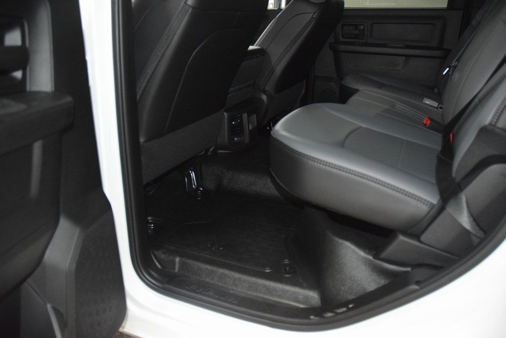 2025 Ram 5500 Chassis Cab 5500 CREW 4X4 * CUMMINS * NEW 12' LANDSCAPE DUMP - 22981982 - 32