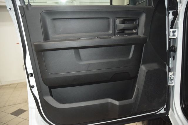 2025 Ram 5500 Chassis Cab 5500 CREW 4X4 * CUMMINS * NEW 12' LANDSCAPE DUMP - 22981982 - 35