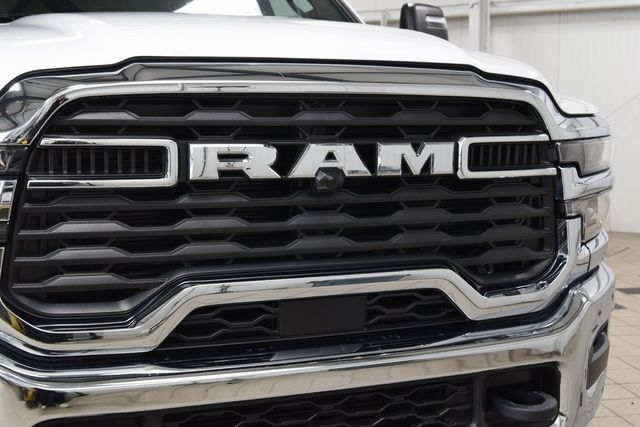 2025 Ram 5500 Chassis Cab 5500 CREW 4X4 * CUMMINS * NEW 12' LANDSCAPE DUMP - 22981982 - 4