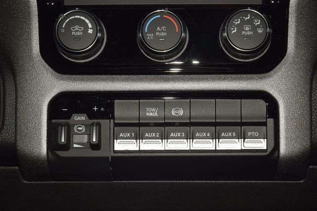 2025 Ram 5500 Chassis Cab 5500 CREW 4X4 * CUMMINS * NEW PJ'S CONCRETE BODY  - 22988804 - 21