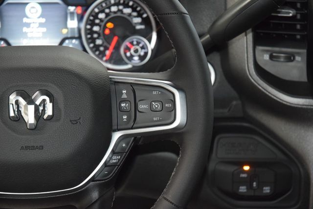 2025 Ram 5500 Chassis Cab 5500 CREW 4X4 * CUMMINS * NEW PJ'S CONCRETE BODY  - 22988804 - 27