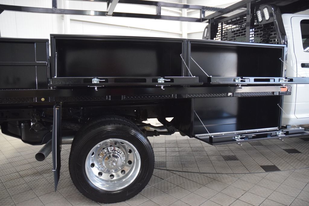 2025 Ram 5500 Chassis Cab 5500 CREW 4X4 * CUMMINS * NEW PJ'S CONCRETE BODY  - 22988804 - 41