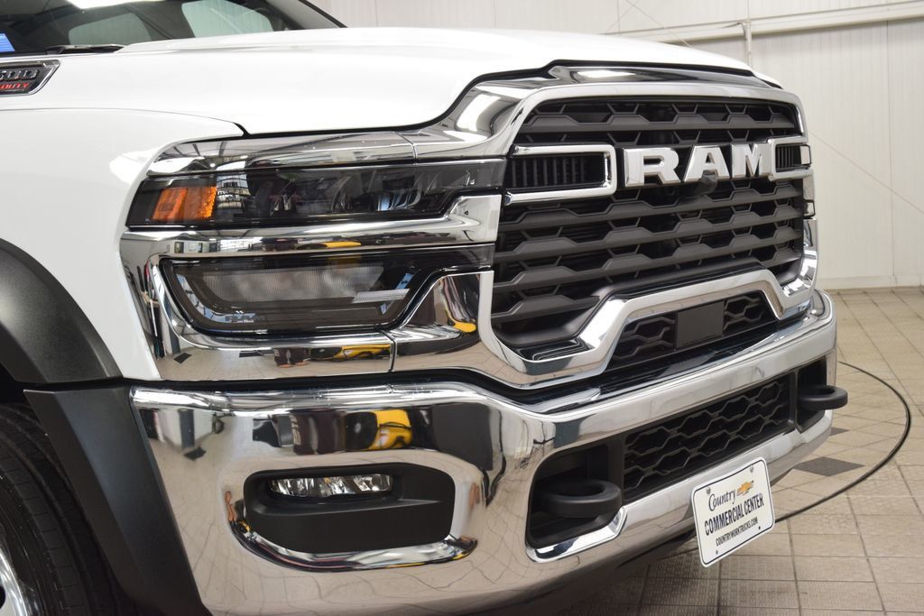 2025 Ram 5500 Chassis Cab 5500 CREW 4X4 * CUMMINS * NEW PJ'S CONCRETE BODY  - 22988804 - 4