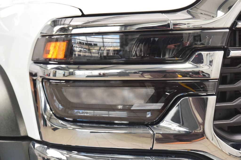 2025 Ram 5500 Chassis Cab 5500 CREW 4X4 * CUMMINS * NEW PJ'S CONCRETE BODY  - 22988804 - 5