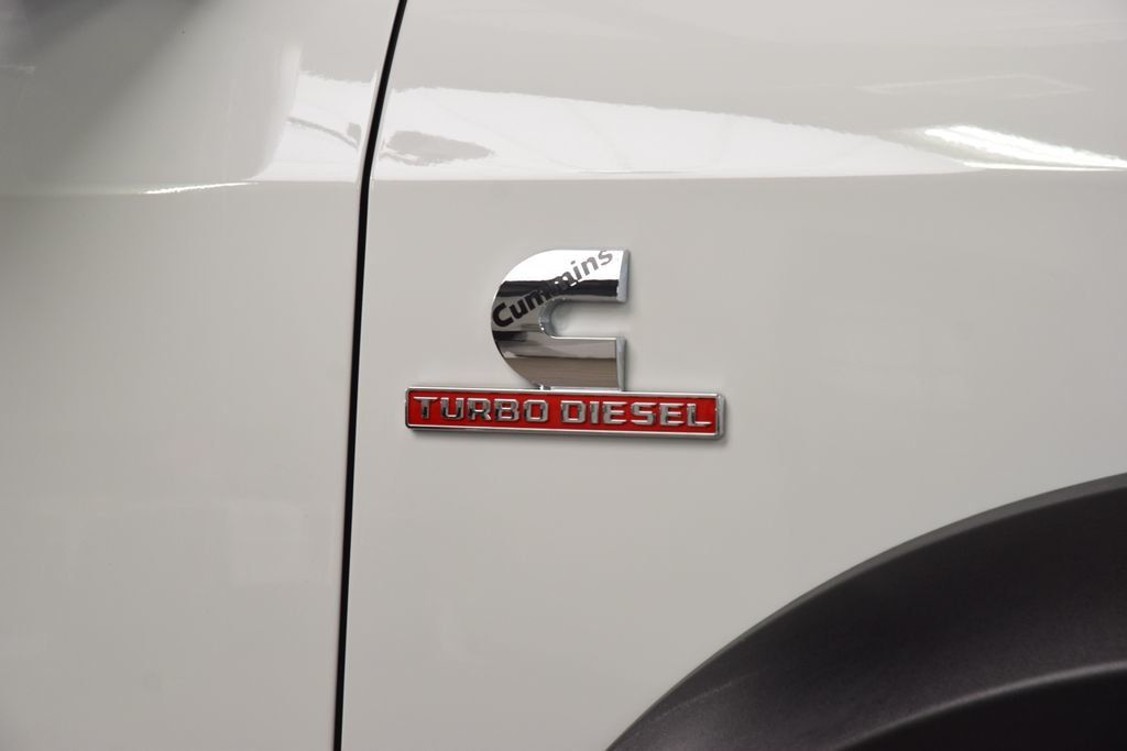 2025 Ram 5500 Chassis Cab 5500 CREW 4X4 * CUMMINS * NEW PJ'S CONCRETE BODY  - 22988804 - 8