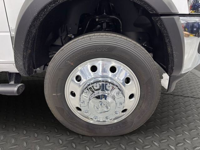 2025 Ram 5500 Chassis Cab Tradesman 4x4 Crew Cab 84" CA 197.4" WB - 22981982 - 4