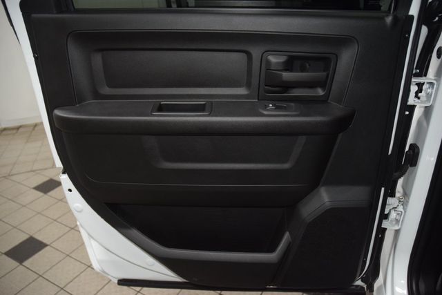 2025 Ram 5500 Chassis Cab Tradesman 4x4 Crew Cab 84" CA 197.4" WB - 23075591 - 33