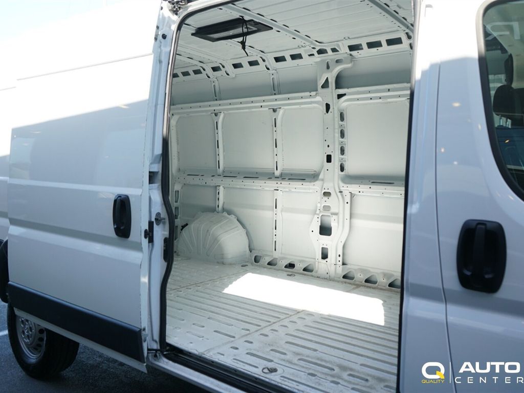 2025 Ram ProMaster Cargo Van  - 23044312 - 3