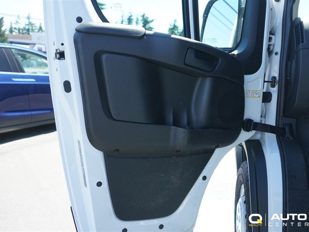 2025 Ram ProMaster Cargo Van  - 23044321 - 12
