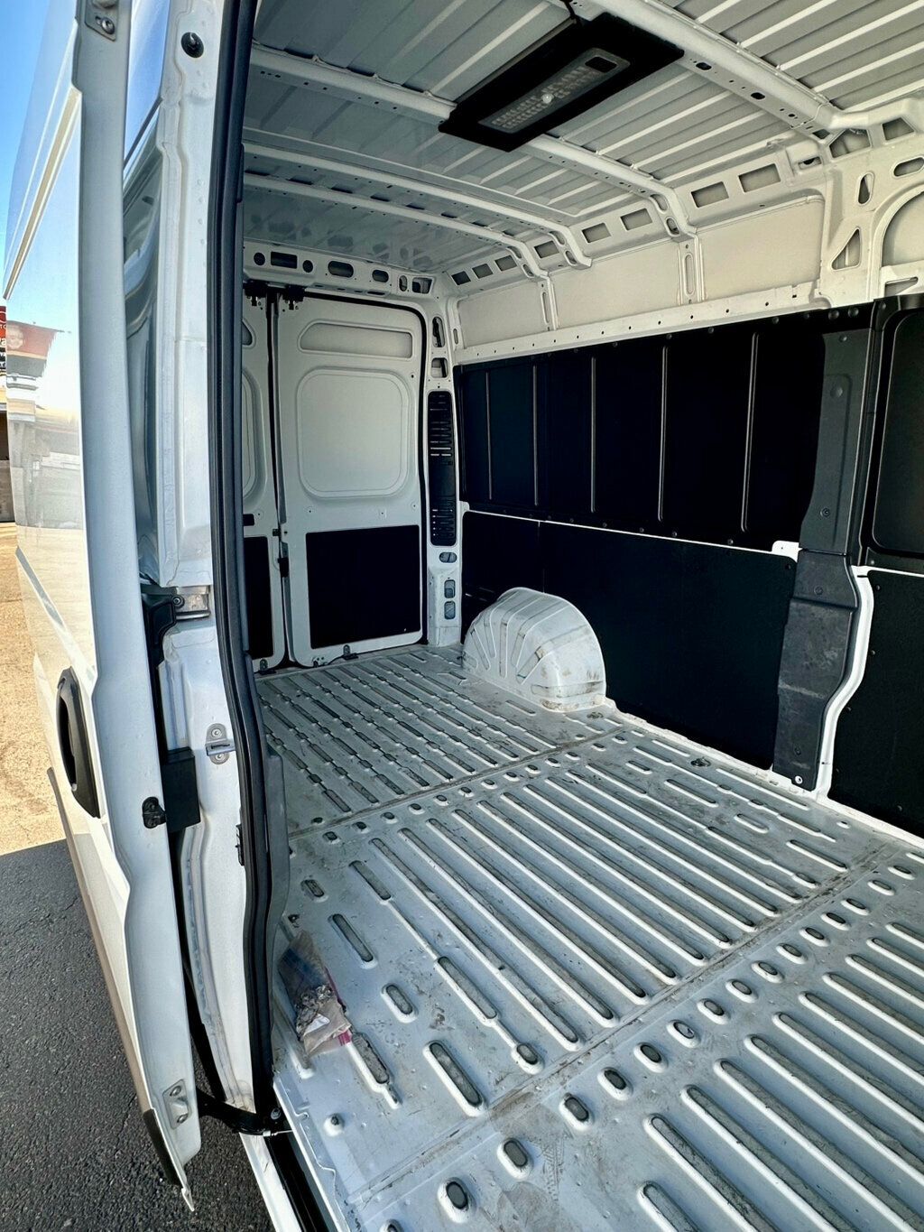 2025 Ram ProMaster 2500 photo 10