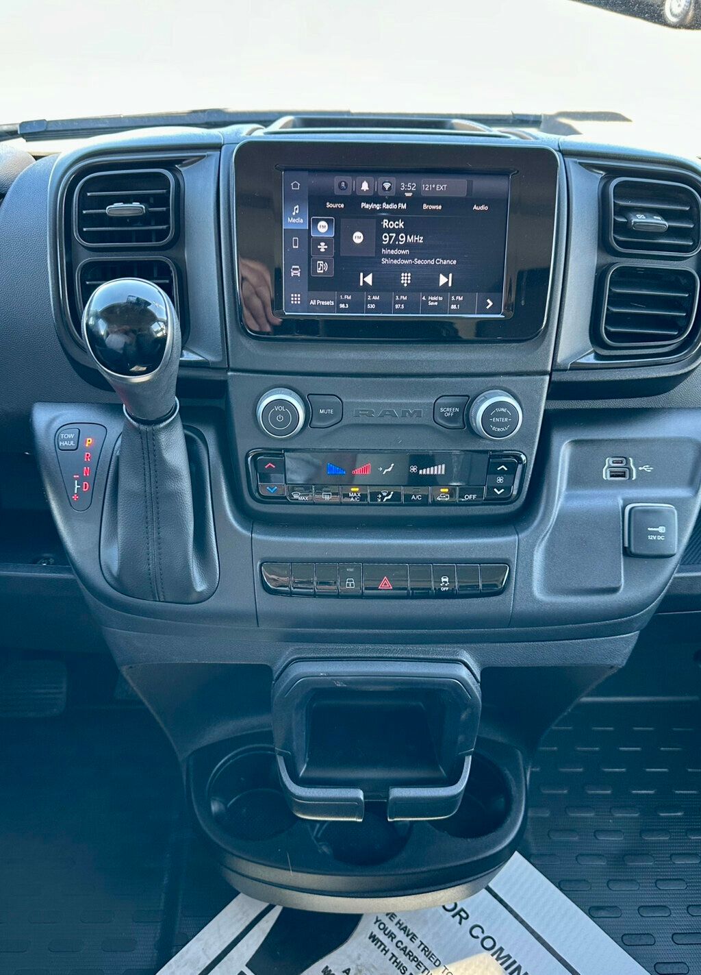 2025 Ram ProMaster 2500 photo 12