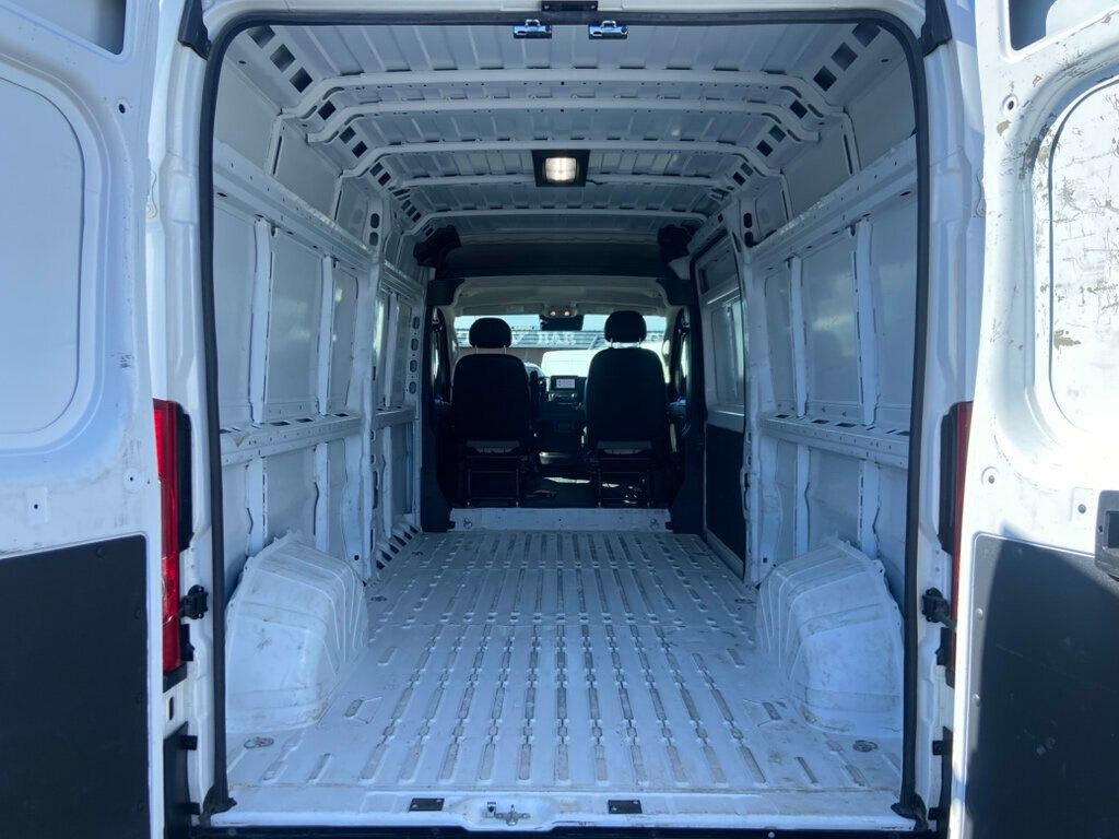 2025 Ram ProMaster 2500 photo 11