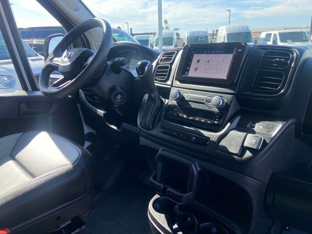 2025 Ram ProMaster 2500 photo 14