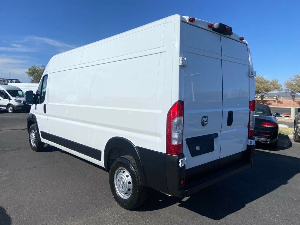 2025 Ram ProMaster 2500 photo 4