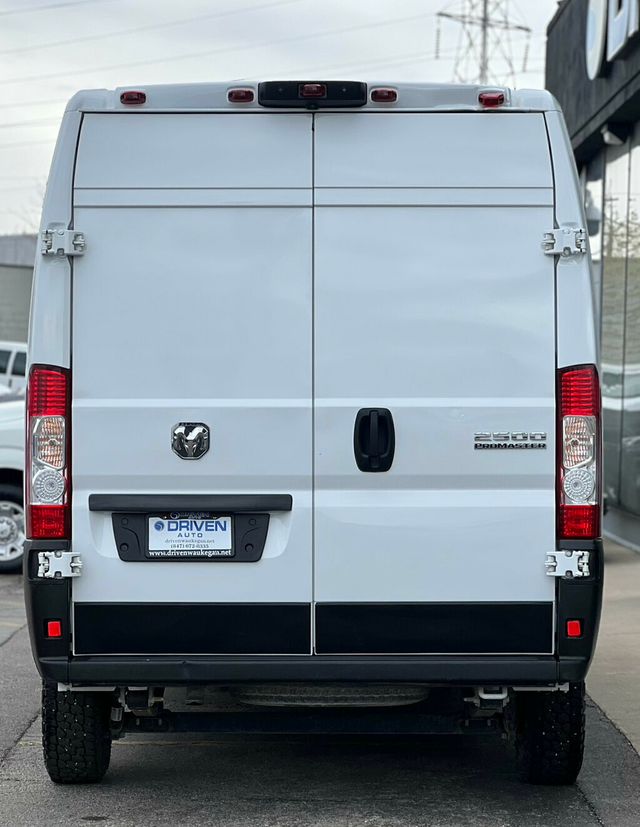 2025 Ram ProMaster Cargo Van 2500 HIGH - 23023773 - 30