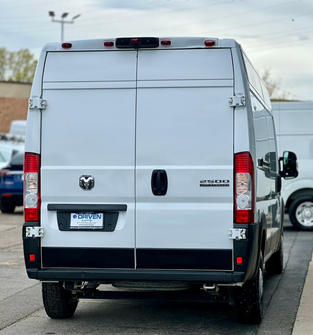 2025 Ram ProMaster Cargo Van 2500 HIGH - 23023773 - 31