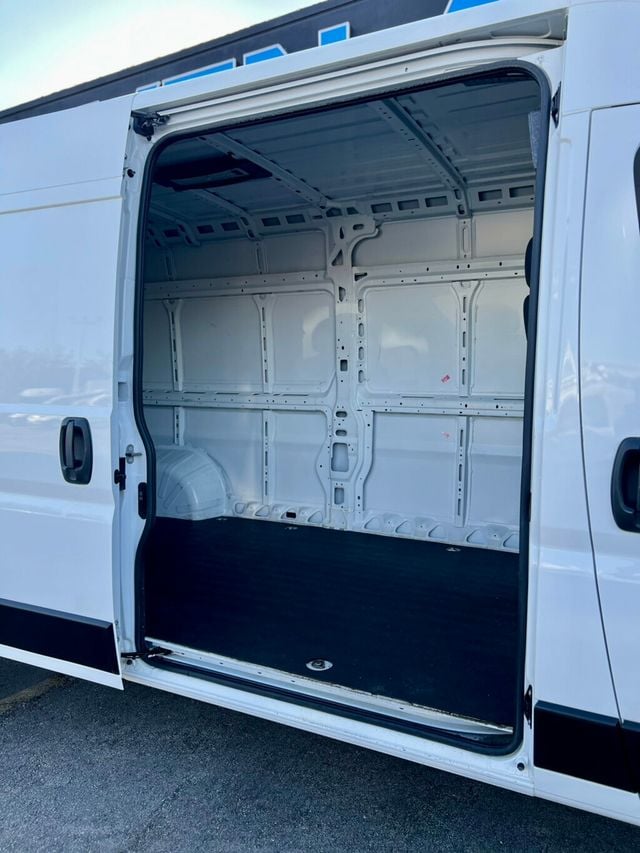 2025 Ram ProMaster Cargo Van 2500 HIGH - 23023774 - 9