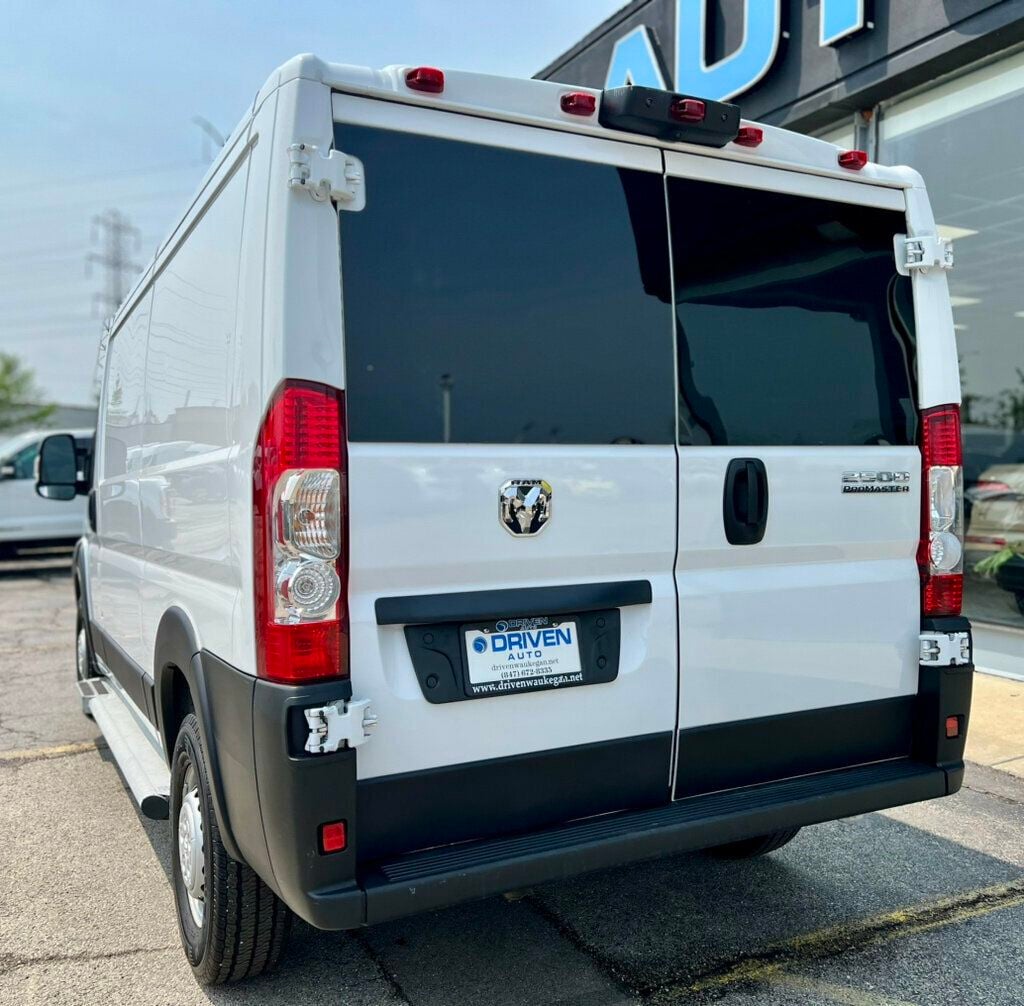 2025 Ram ProMaster Cargo Van 2500 STANDARD - 23063117 - 26