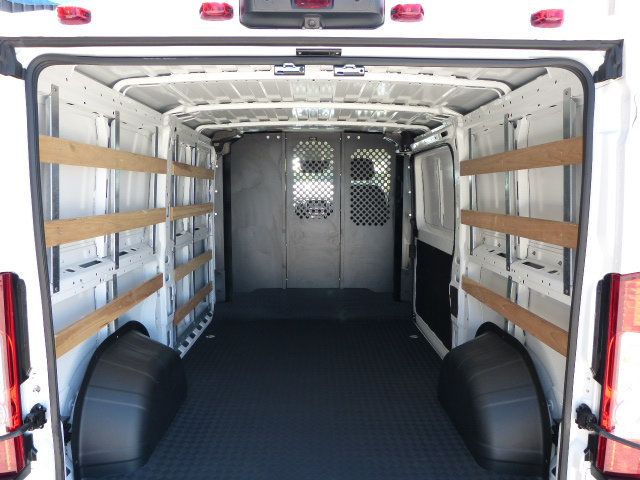 2025 Ram ProMaster Cargo Van 3.6L V6 GAS*2500*TRADESMAN*LOW ROOF*136" WB*BULKHEAD*18K MILES! - 23014823 - 16