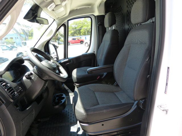 2025 Ram ProMaster Cargo Van 3.6L V6 GAS*2500*TRADESMAN*LOW ROOF*136" WB*BULKHEAD*18K MILES! - 23014823 - 27
