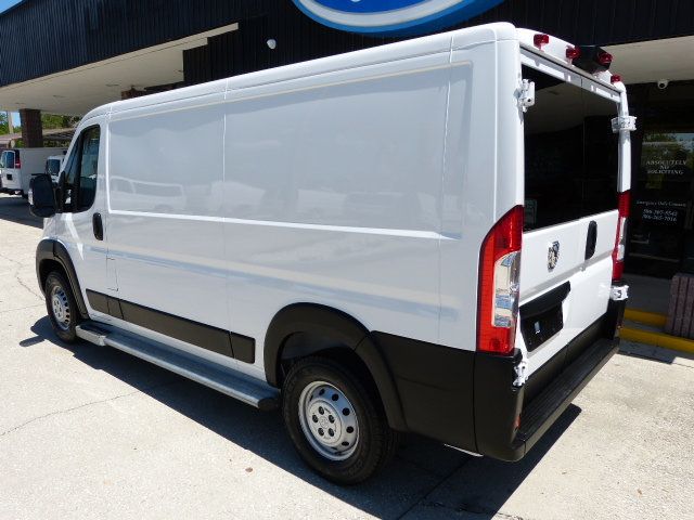 2025 Ram ProMaster Cargo Van 3.6L V6 GAS*2500*TRADESMAN*LOW ROOF*136" WB*BULKHEAD*18K MILES! - 23014823 - 2