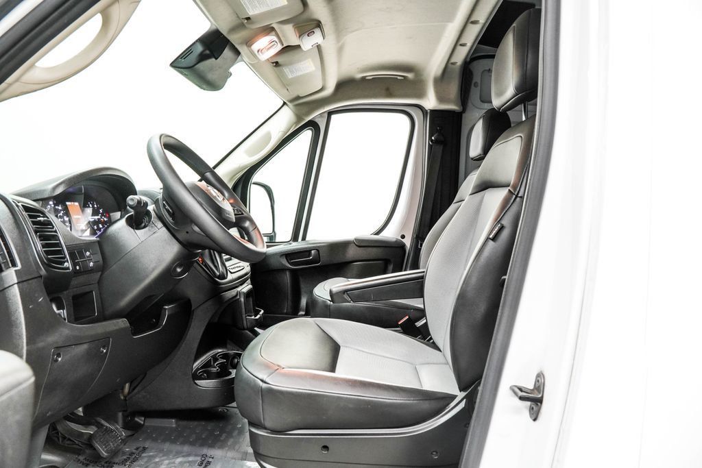 Ram Cargo Van photo 14