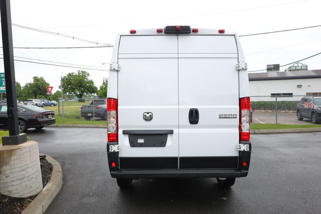 2025 Ram ProMaster Cargo Van Tradesman 2500 High Roof 159'' WB w/Pass Seat & Convenience Pkg - 23030502 - 3