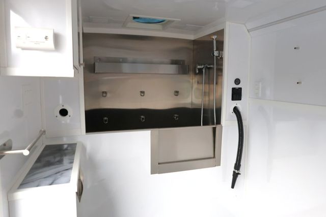 2025 Ram ProMaster Cargo Van Tradesman 2500 High Roof 159'' WB w/Pass Seat & Grooming Station - 22964540 - 21