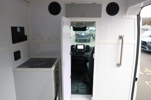 2025 Ram ProMaster Cargo Van Tradesman 2500 High Roof 159'' WB w/Pass Seat & Grooming Station - 22964540 - 28