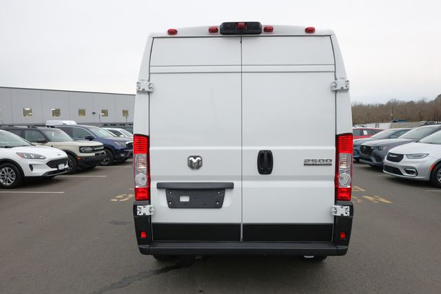 2025 Ram ProMaster Cargo Van Tradesman 2500 High Roof 159'' WB w/Pass Seat & Grooming Station - 22964540 - 3