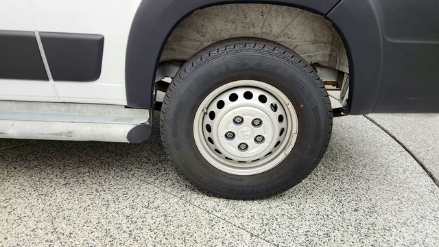 2025 Ram ProMaster Cargo Van Tradesman 2500 Low Roof 136'' WB w/Pass Seat & Adaptive Cruise - 23038168 - 8