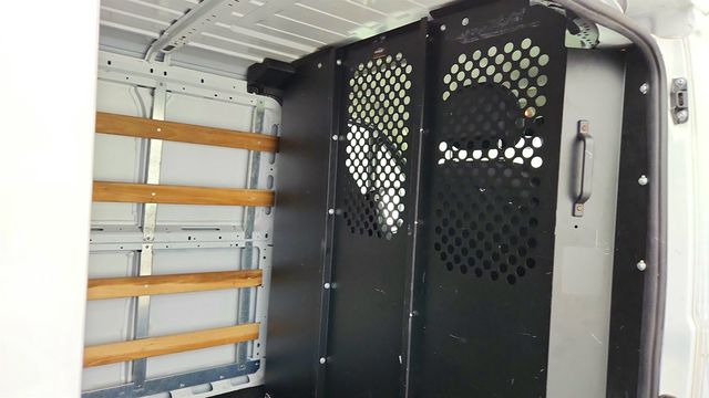 2025 Ram ProMaster Cargo Van Tradesman 2500 Low Roof 136'' WB w/Pass Seat & Adaptive Cruise - 23038176 - 22