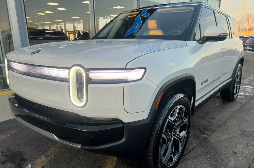 2025 Rivian R1S ADVENTURE - 22959214 - 10