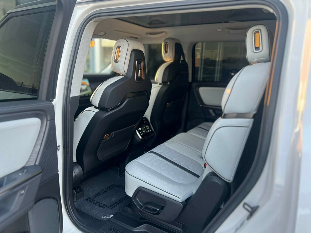 2025 Rivian R1S ADVENTURE - 22959214 - 16