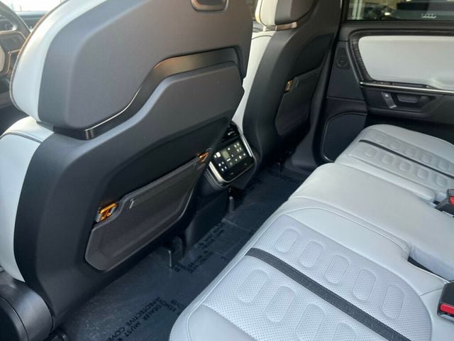 2025 Rivian R1S ADVENTURE - 22959214 - 18